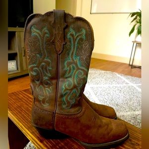 Women’s Justin Cowboy Boots